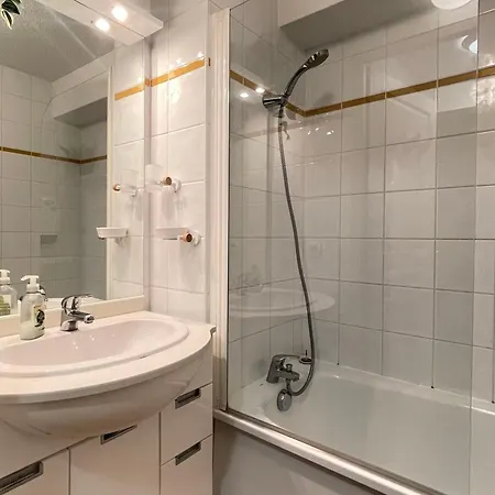 Apartment 6 Pers. Avec Piscine Aux Pieds Des Pistes - Fr-1-505-218 Flumet