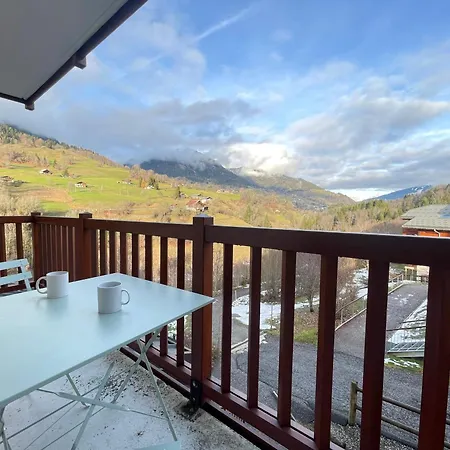 6 Pers. Avec Piscine Aux Pieds Des Pistes - Fr-1-505-218 Flumet