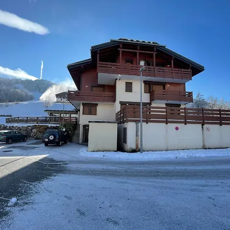 6 Pers. Avec Piscine Aux Pieds Des Pistes - Fr-1-505-218 *